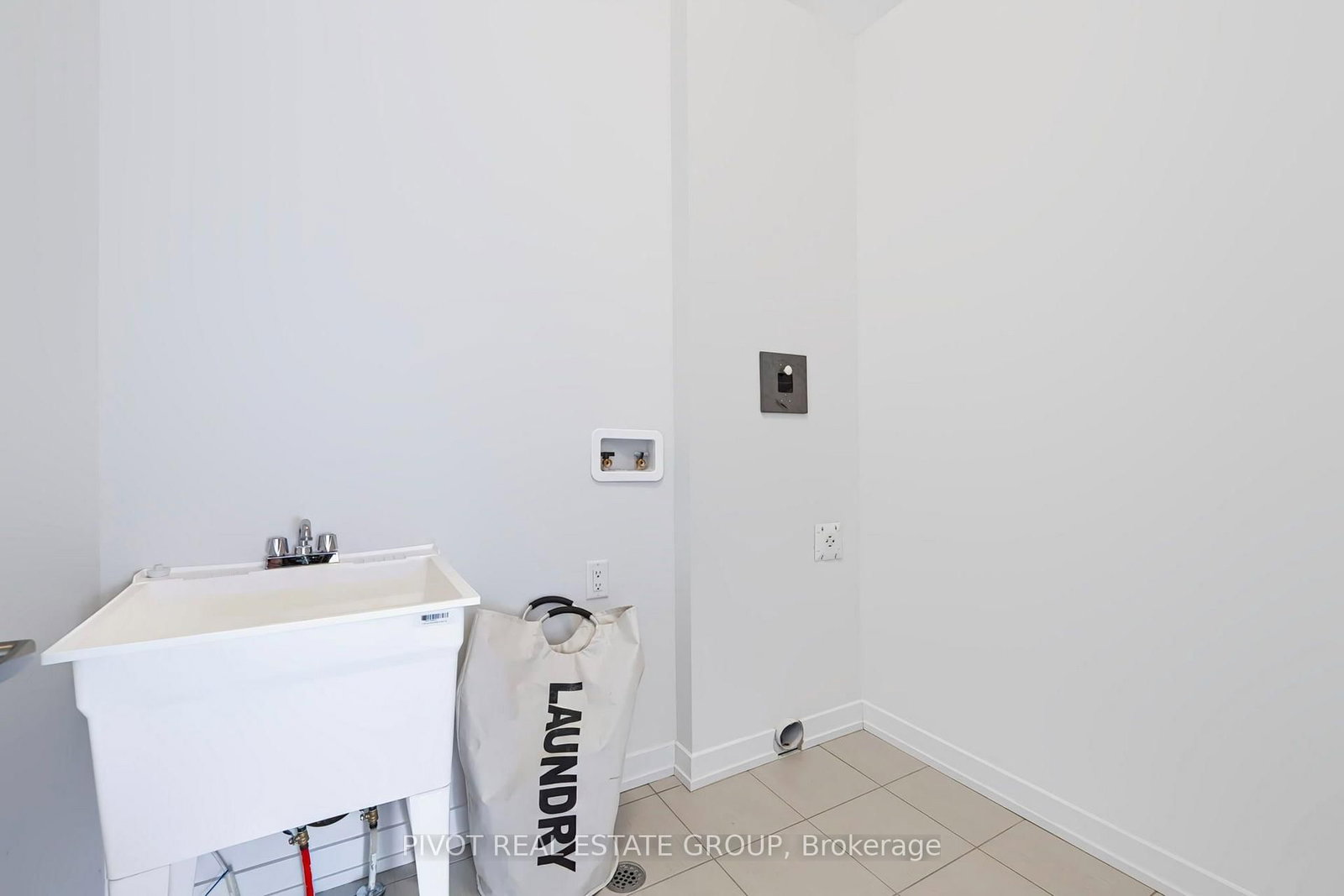 25 Observatory Way • Whitby, ON photo 41