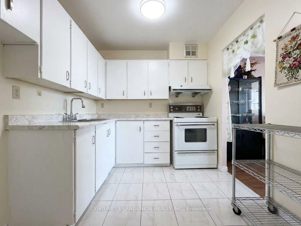 2500 Bridletowne Circle • #1005 • Toronto, ON photo 18