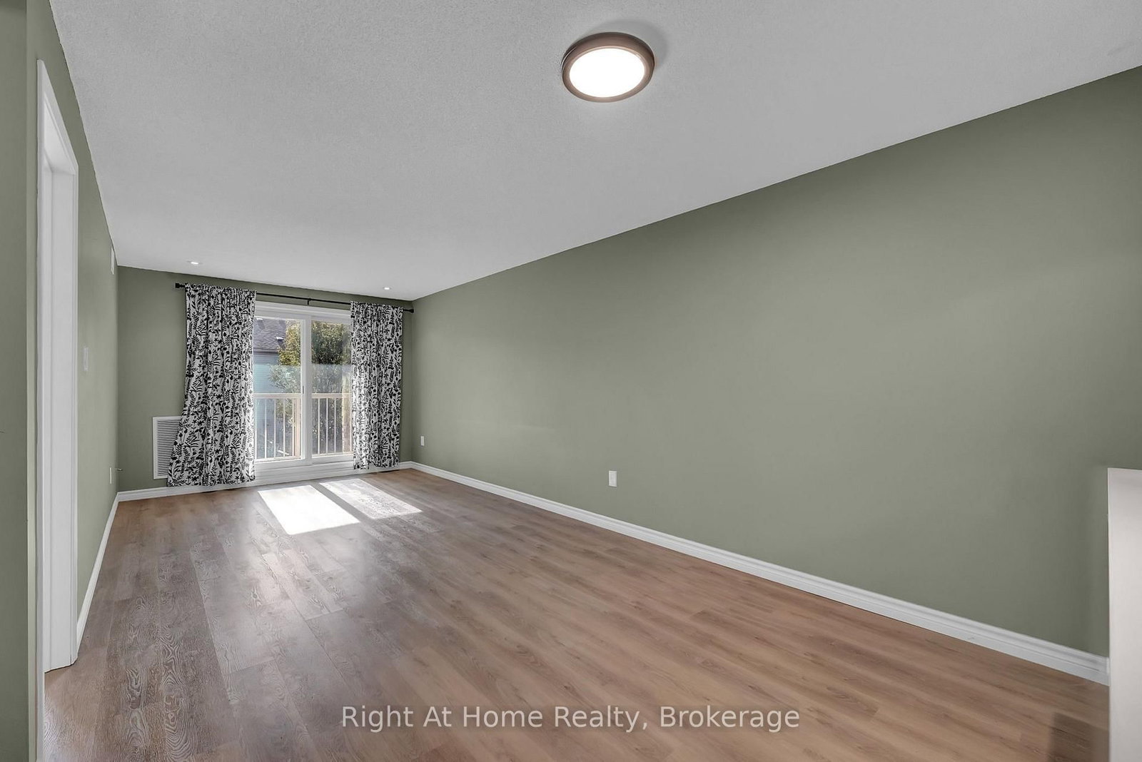 36 Petra Way • #2 • Whitby, ON photo 10