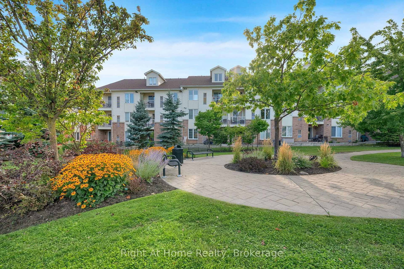 36 Petra Way • #2 • Whitby, ON photo 35