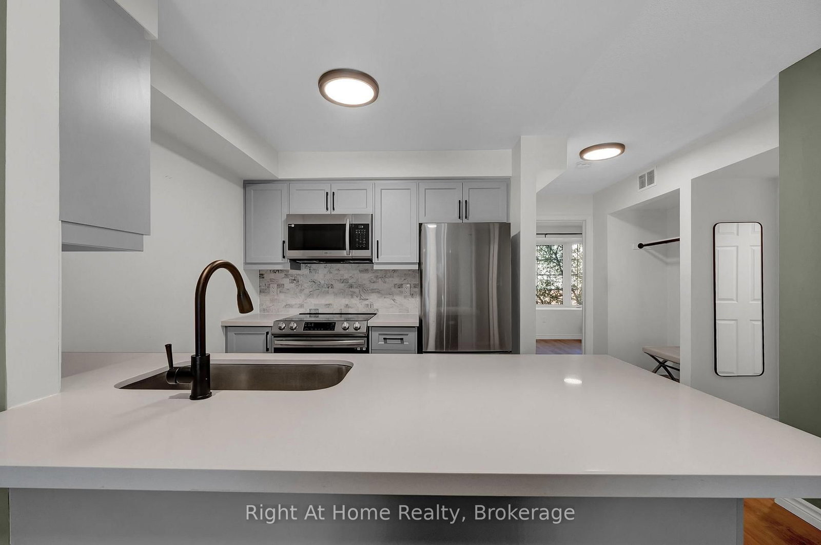 36 Petra Way • #2 • Whitby, ON photo 5