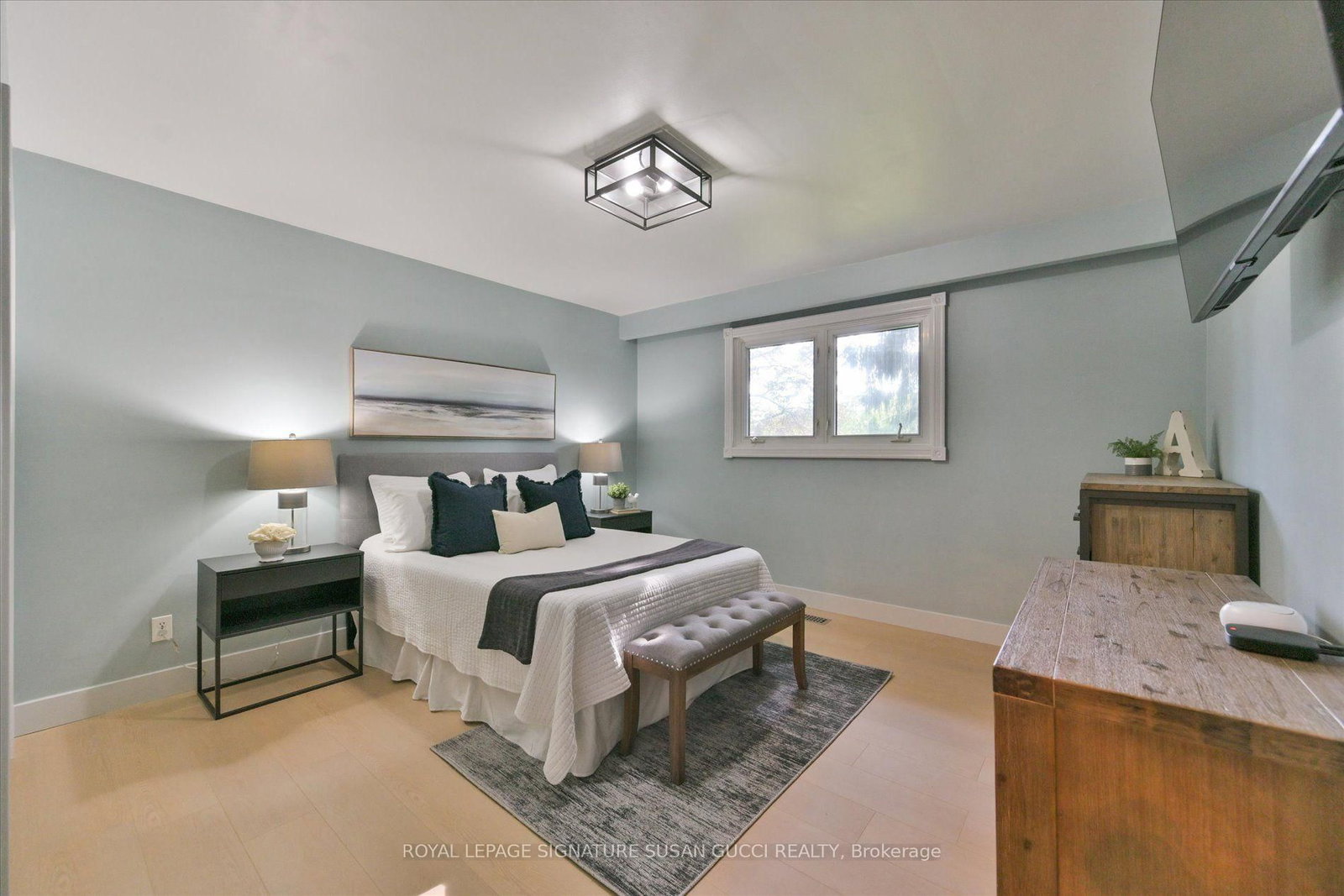 16 Squires Avenue • Toronto, ON photo 21