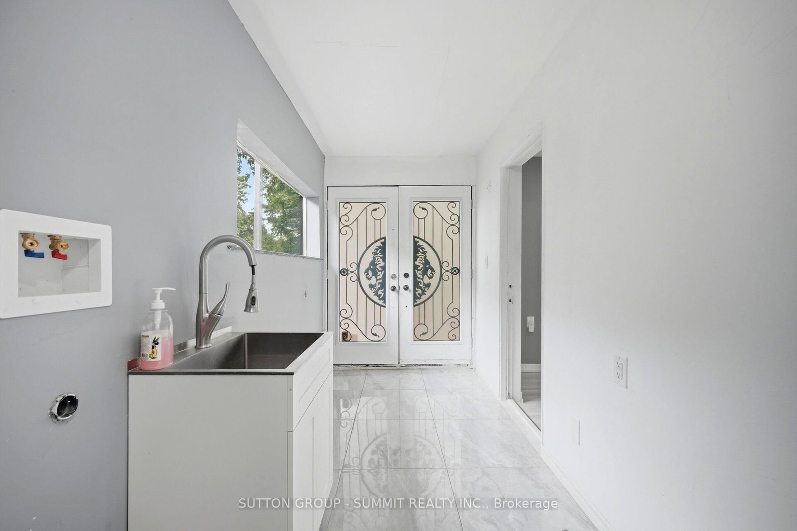 11 MAPLE Street • Oshawa, ON photo 15
