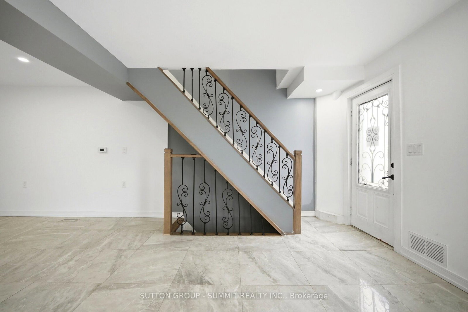 11 MAPLE Street • Oshawa, ON photo 18