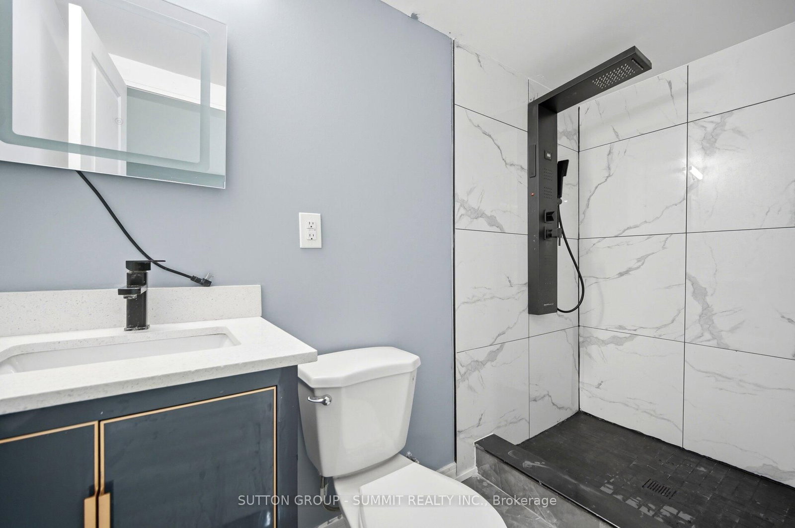 11 MAPLE Street • Oshawa, ON photo 22