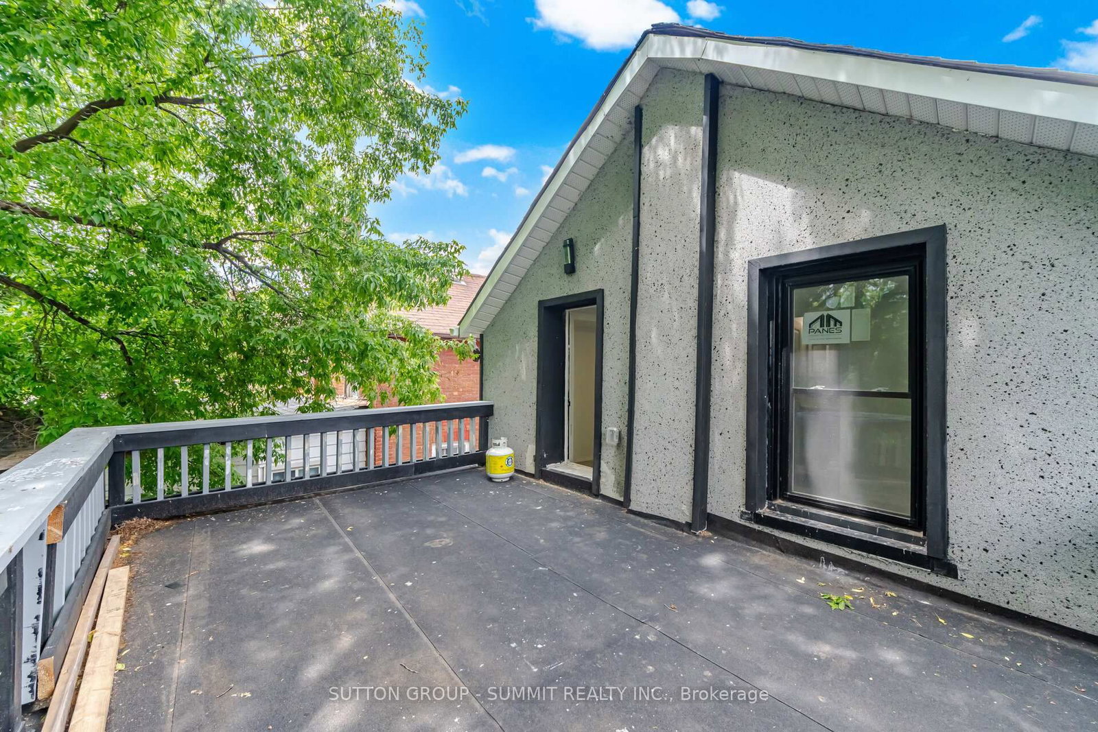 11 MAPLE Street • Oshawa, ON photo 24