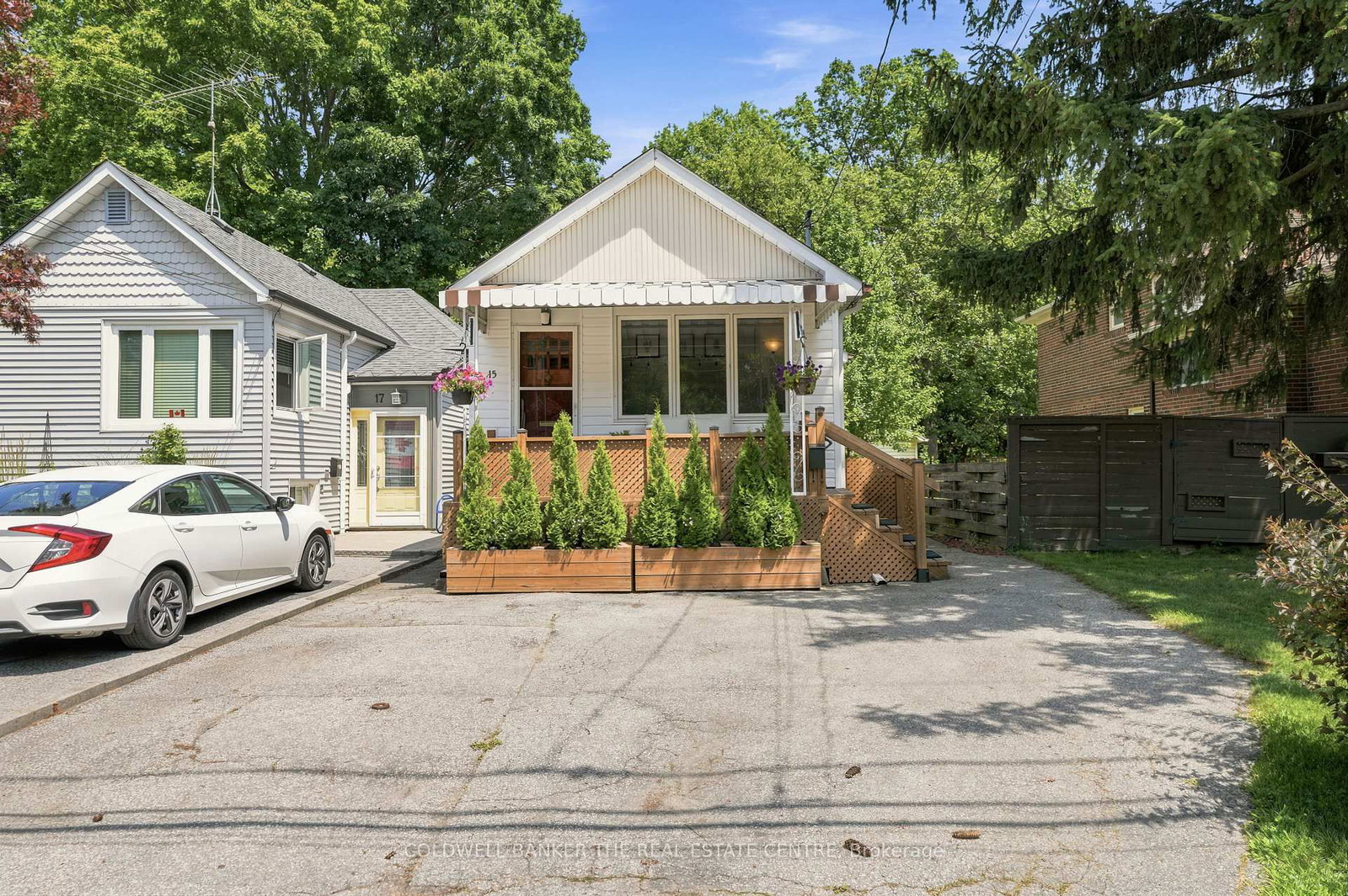 15 Presley Avenue • Toronto, ON photo 3
