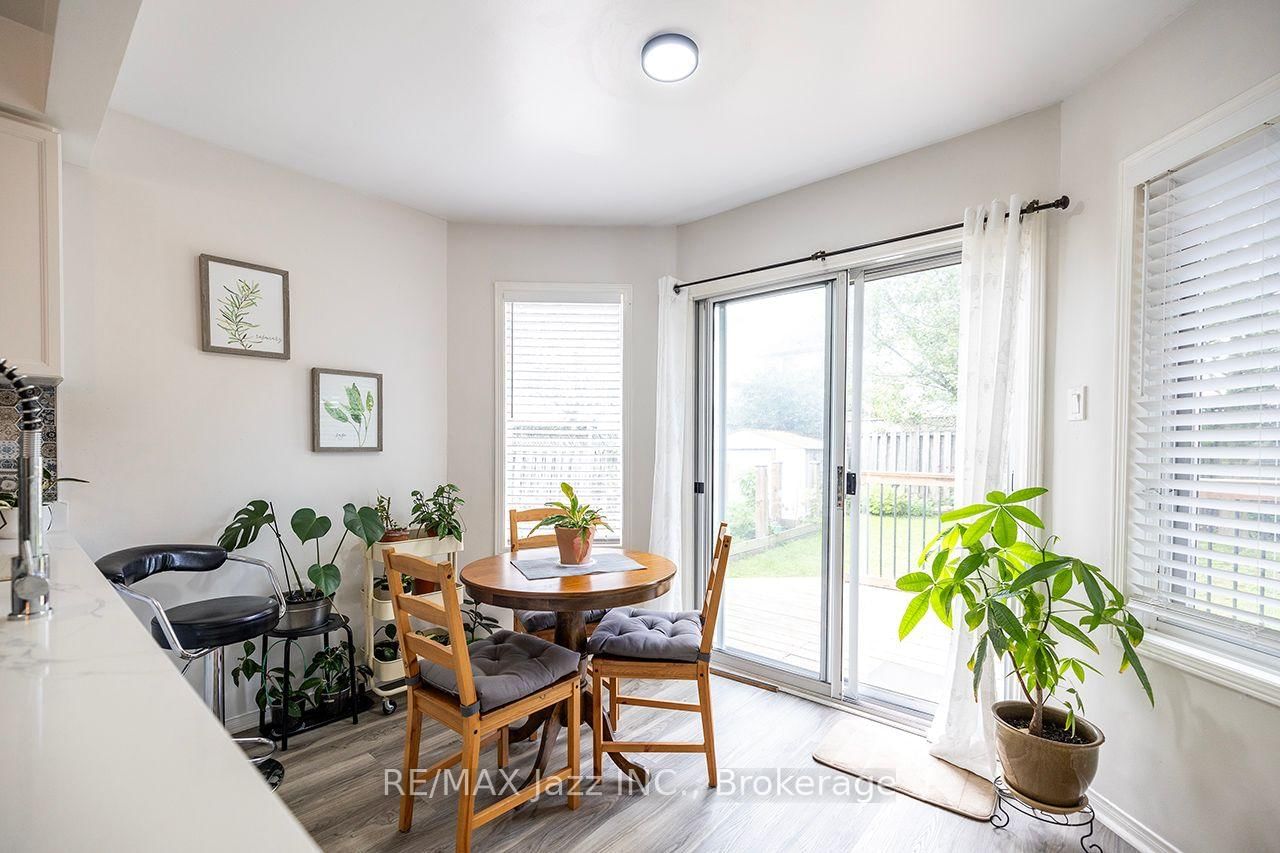23 Meredith Court • Clarington, ON photo 16