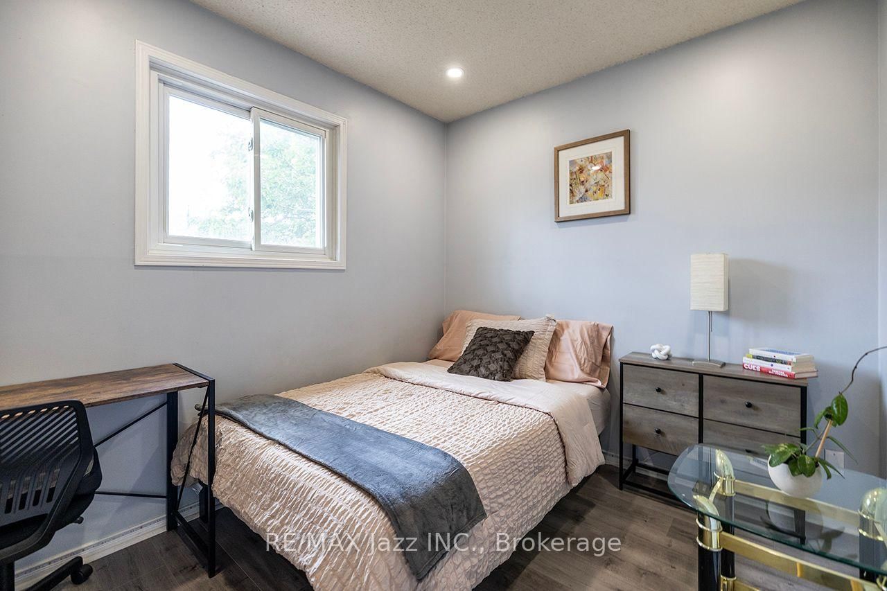 23 Meredith Court • Clarington, ON photo 25