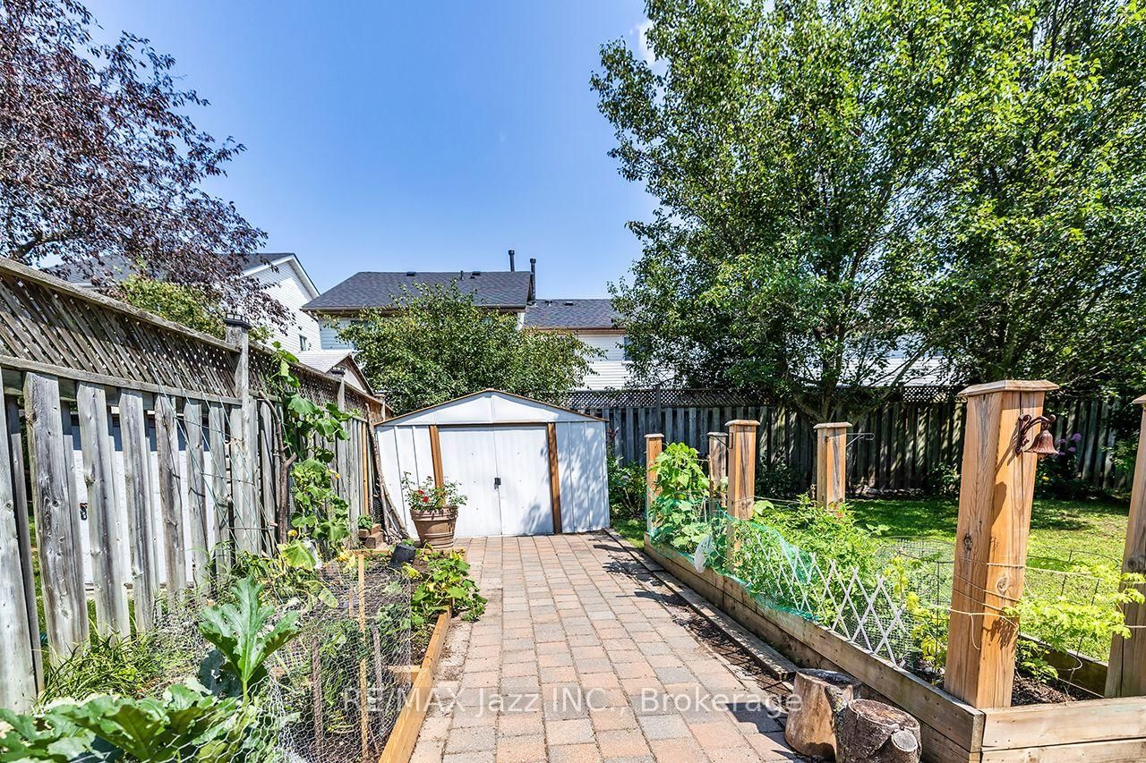 23 Meredith Court • Clarington, ON photo 41