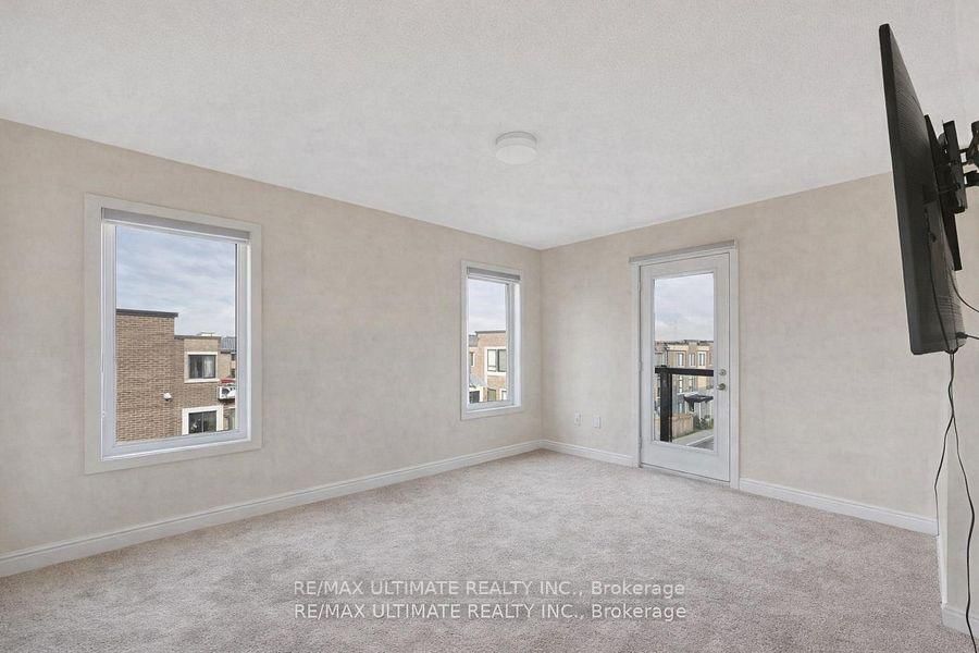 2632 Castlegate Crossing Drive • Pickering, ON photo 14