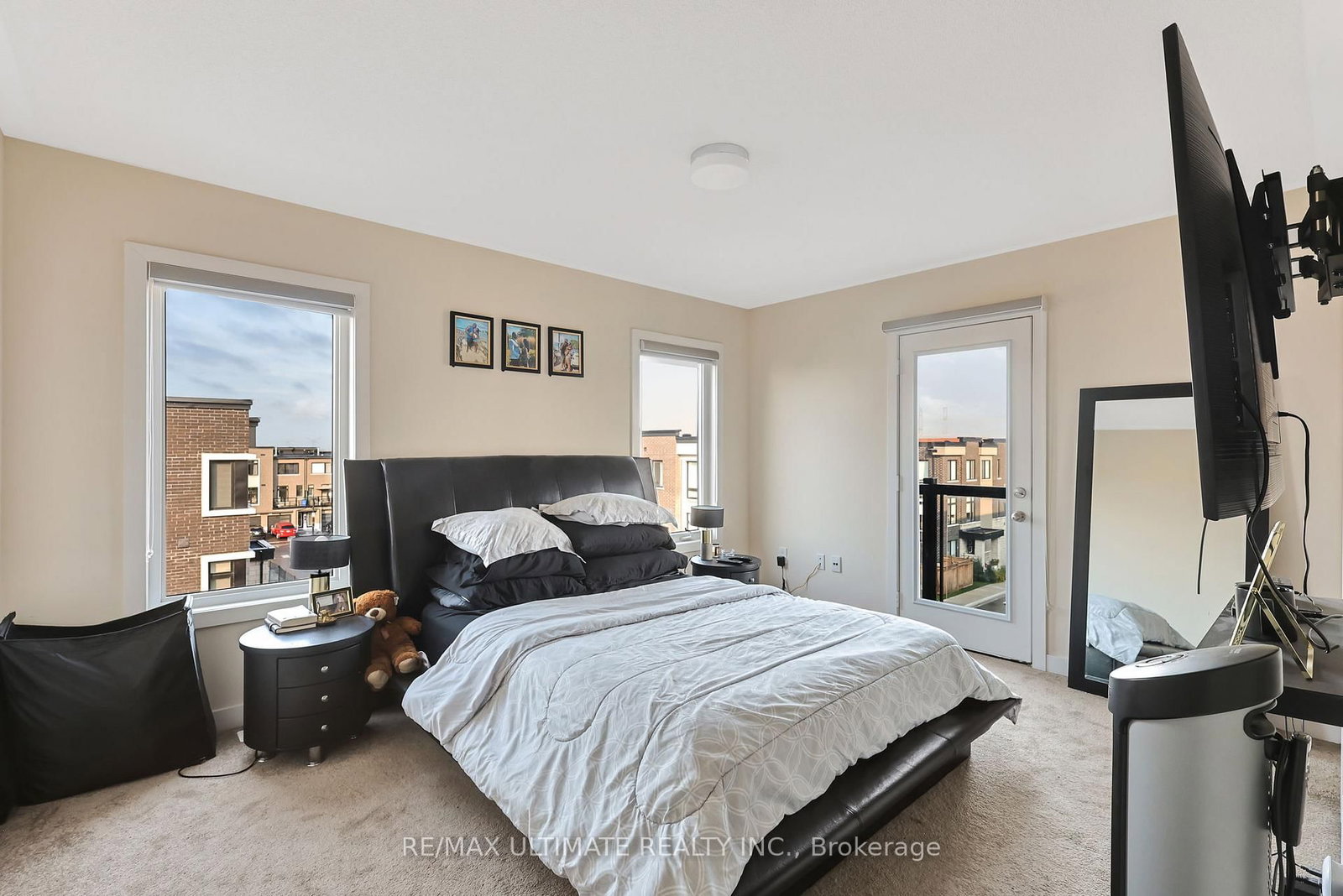 2632 Castlegate Crossing Drive • Pickering, ON photo 15