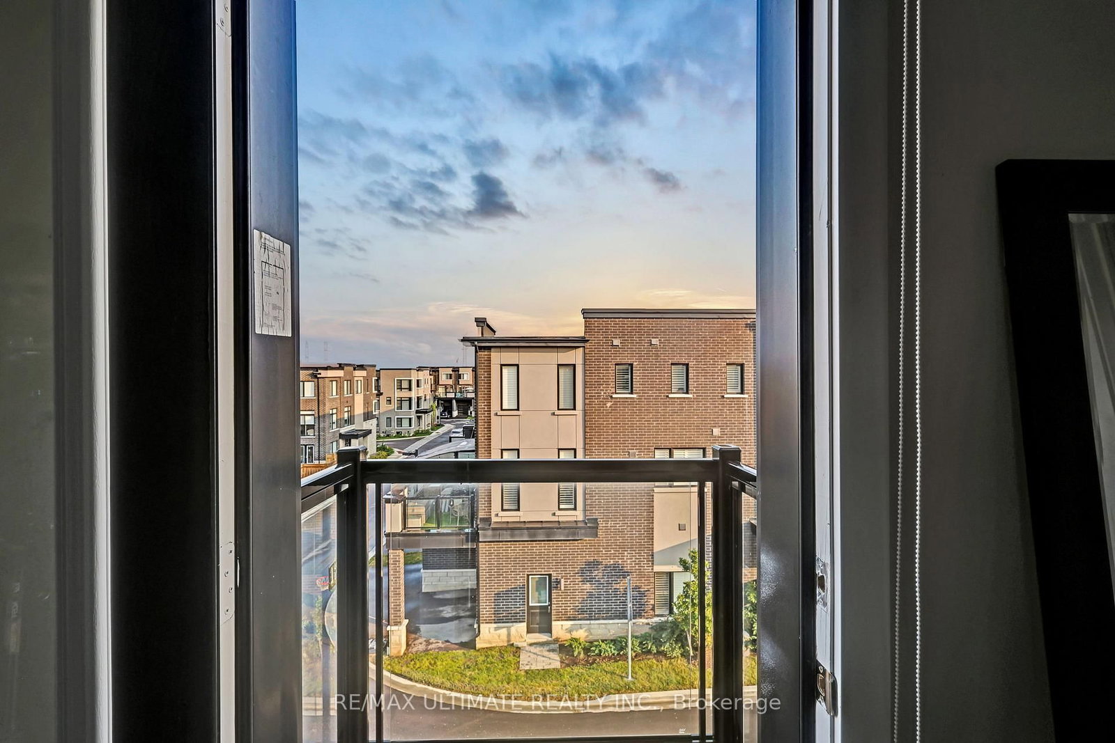 2632 Castlegate Crossing Drive • Pickering, ON photo 24