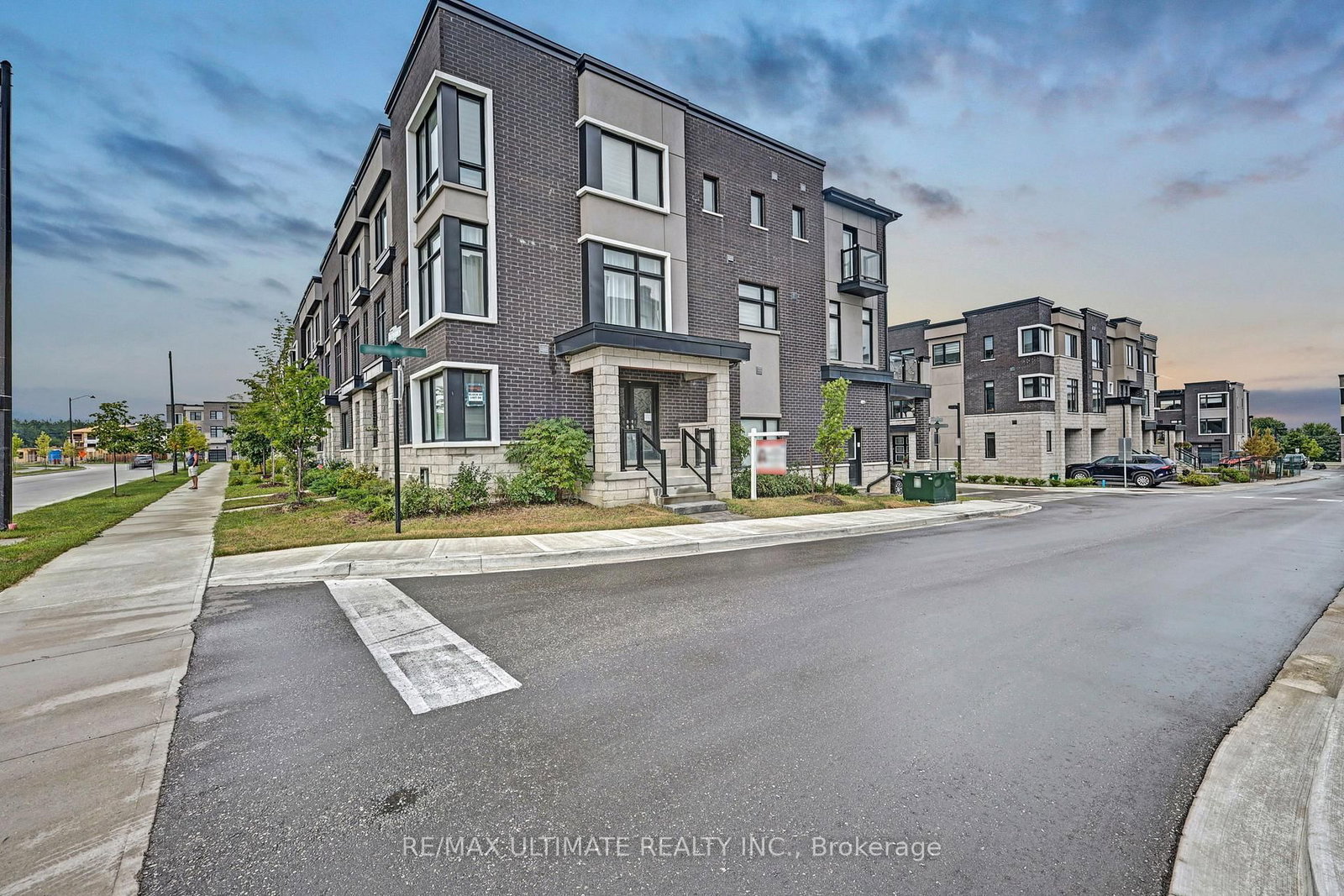 2632 Castlegate Crossing Drive • Pickering, ON photo 25