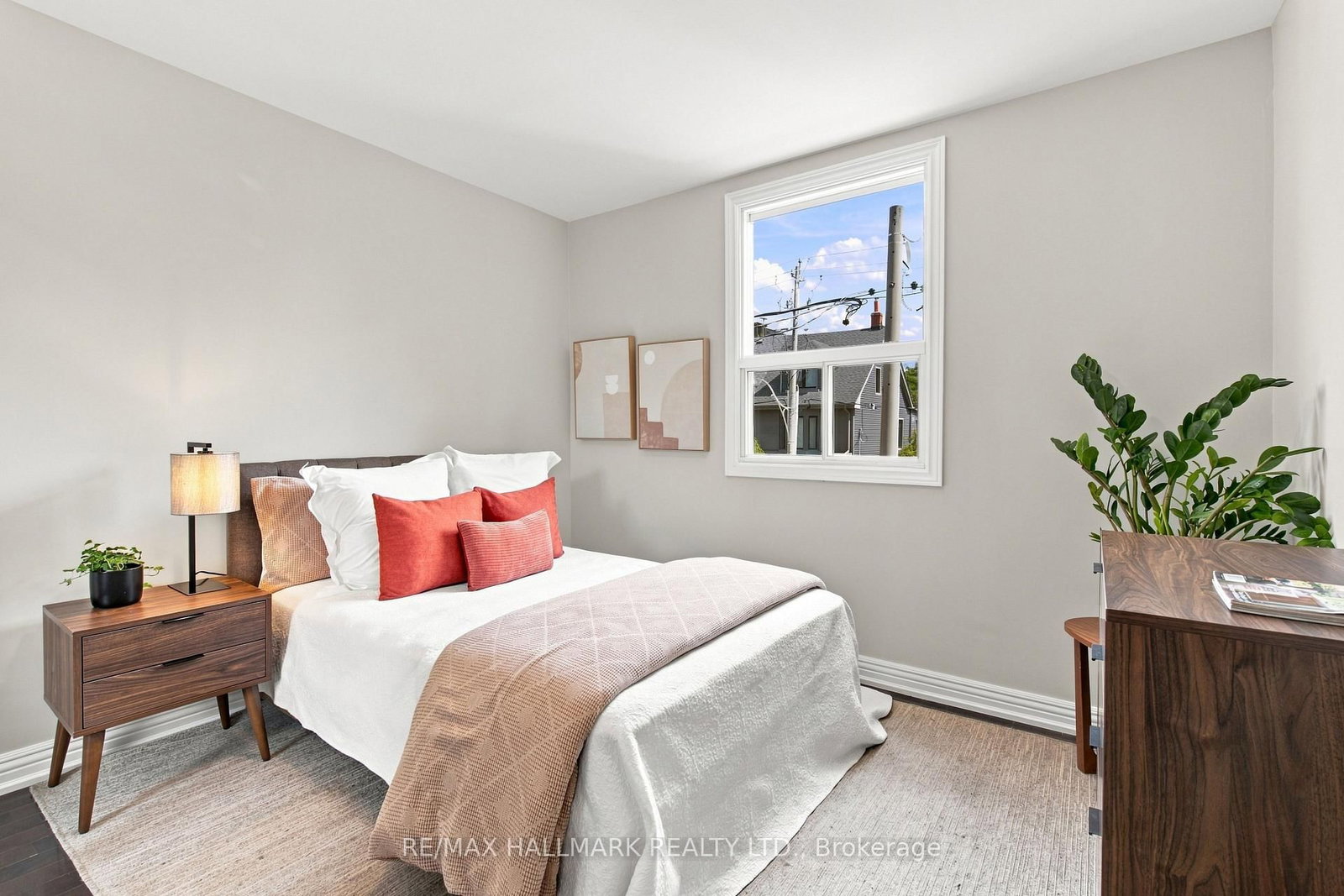 76 Pape Avenue • Toronto, ON photo 29