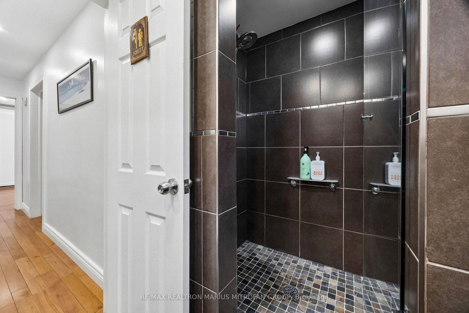 21 Toynbee Trail • Toronto, ON photo 13