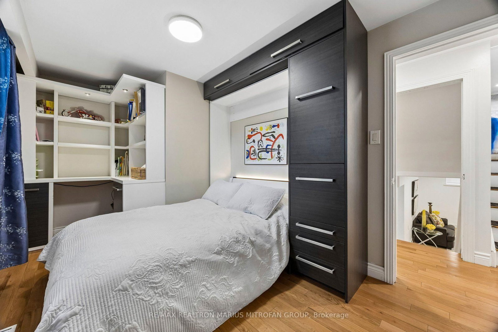 21 Toynbee Trail • Toronto, ON photo 15