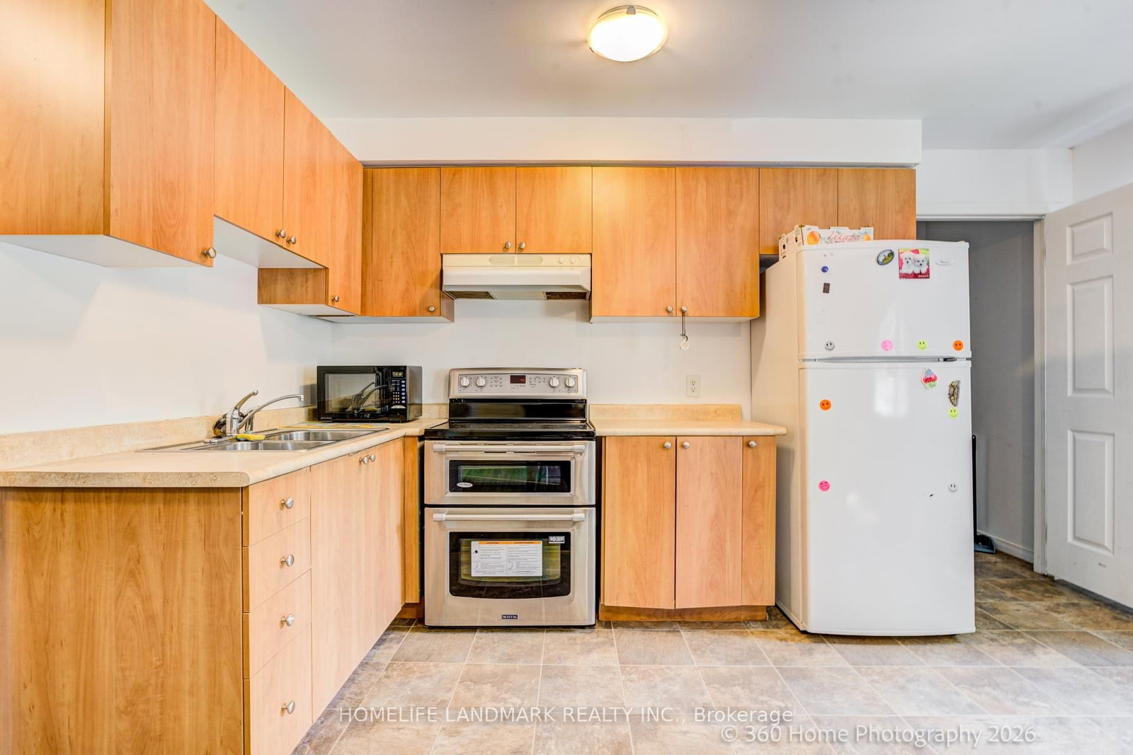 736 Kingston Road • #3 • Toronto, ON photo 3