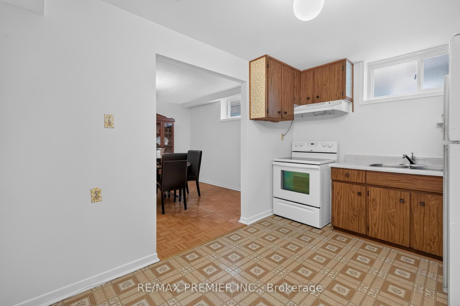 31 CORINTHIAN Boulevard • Toronto, ON photo 21