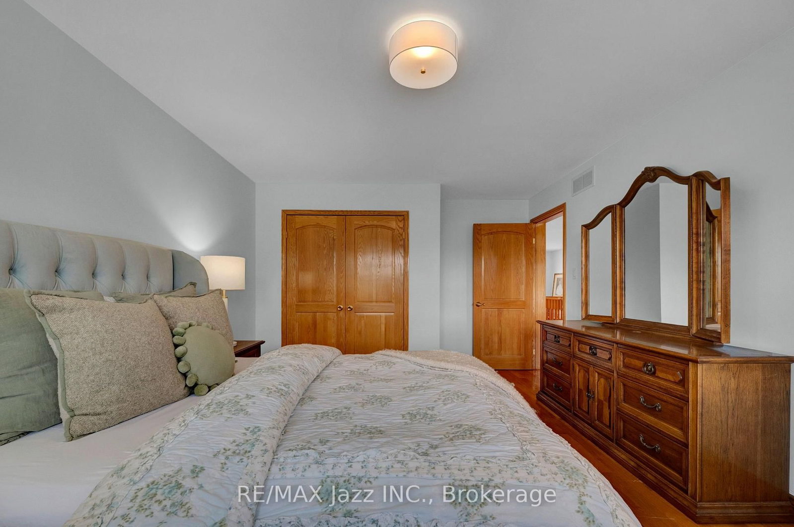 109 Elizabeth Street • Oshawa, ON photo 29