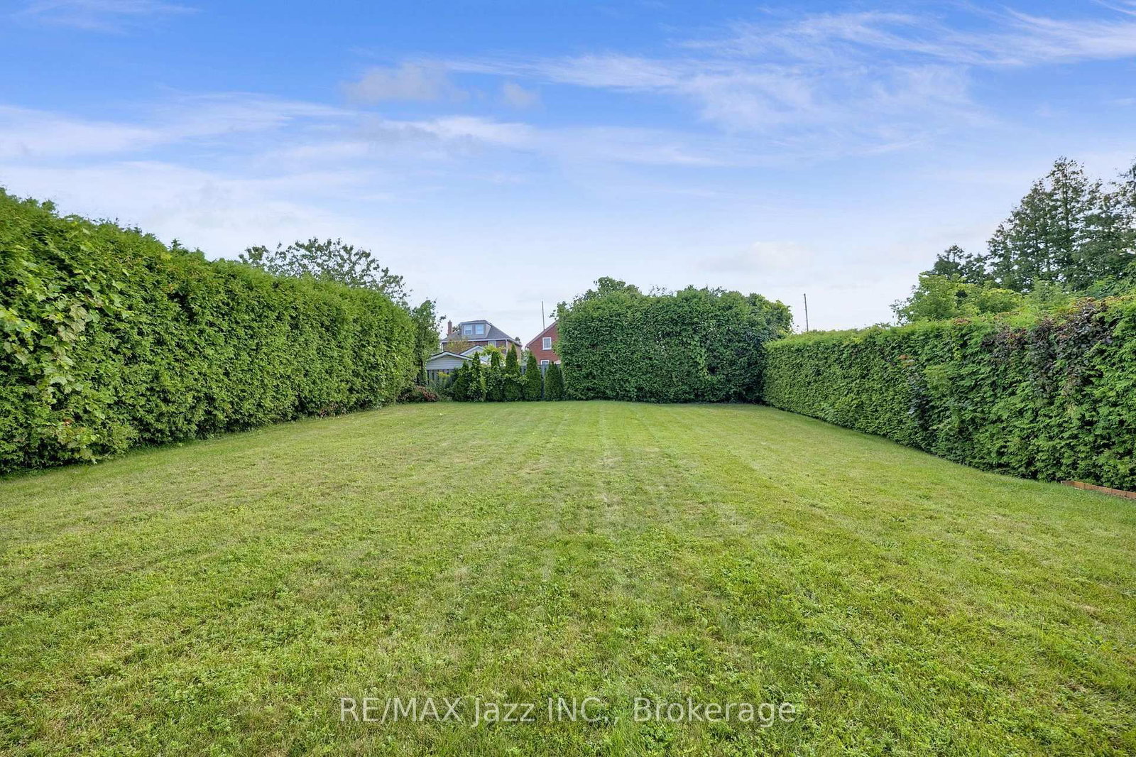 109 Elizabeth Street • Oshawa, ON photo 41