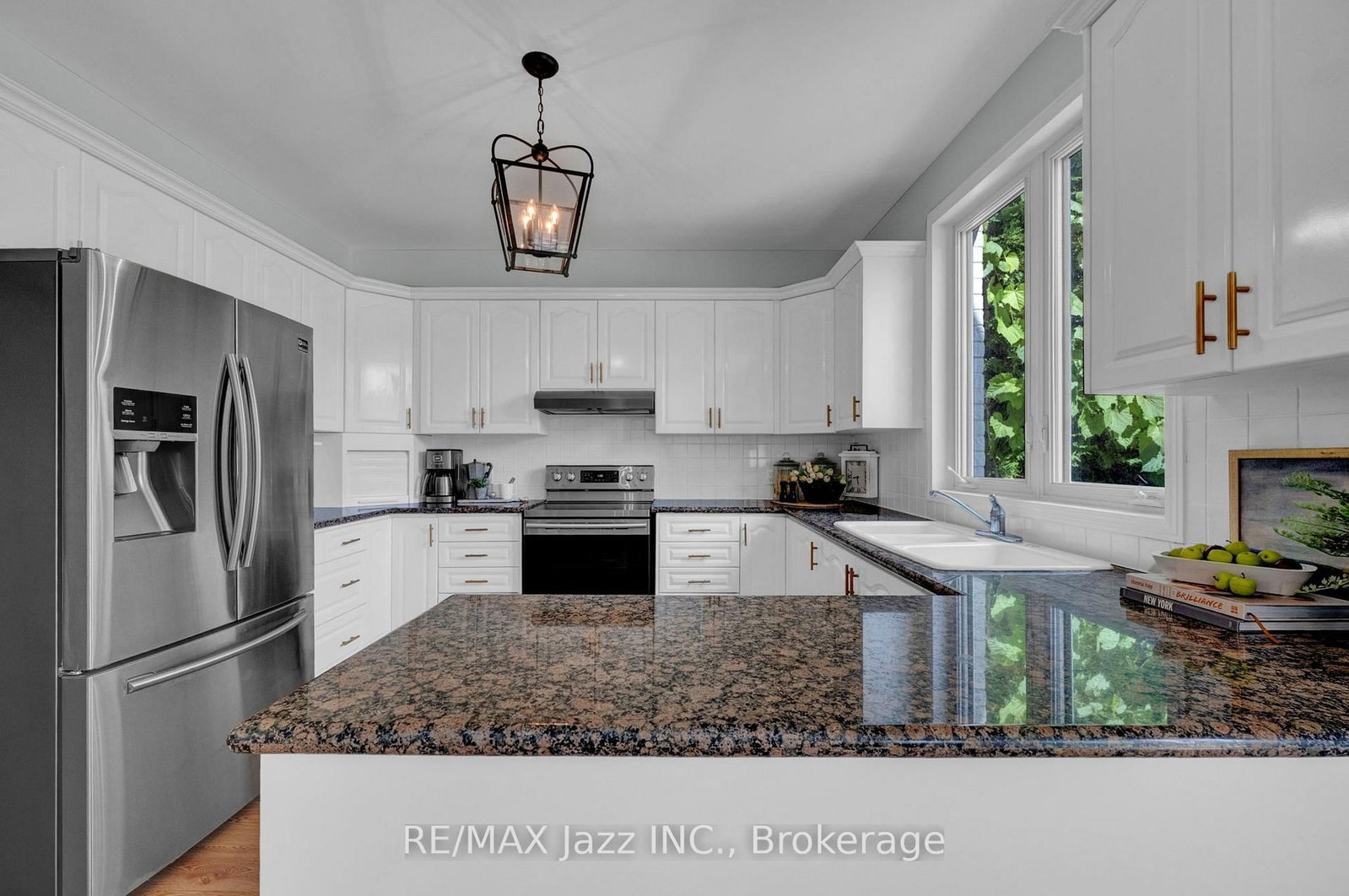109 Elizabeth Street • Oshawa, ON photo 8