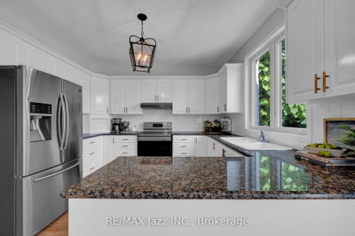 109 Elizabeth Street • Oshawa, ON photo 8
