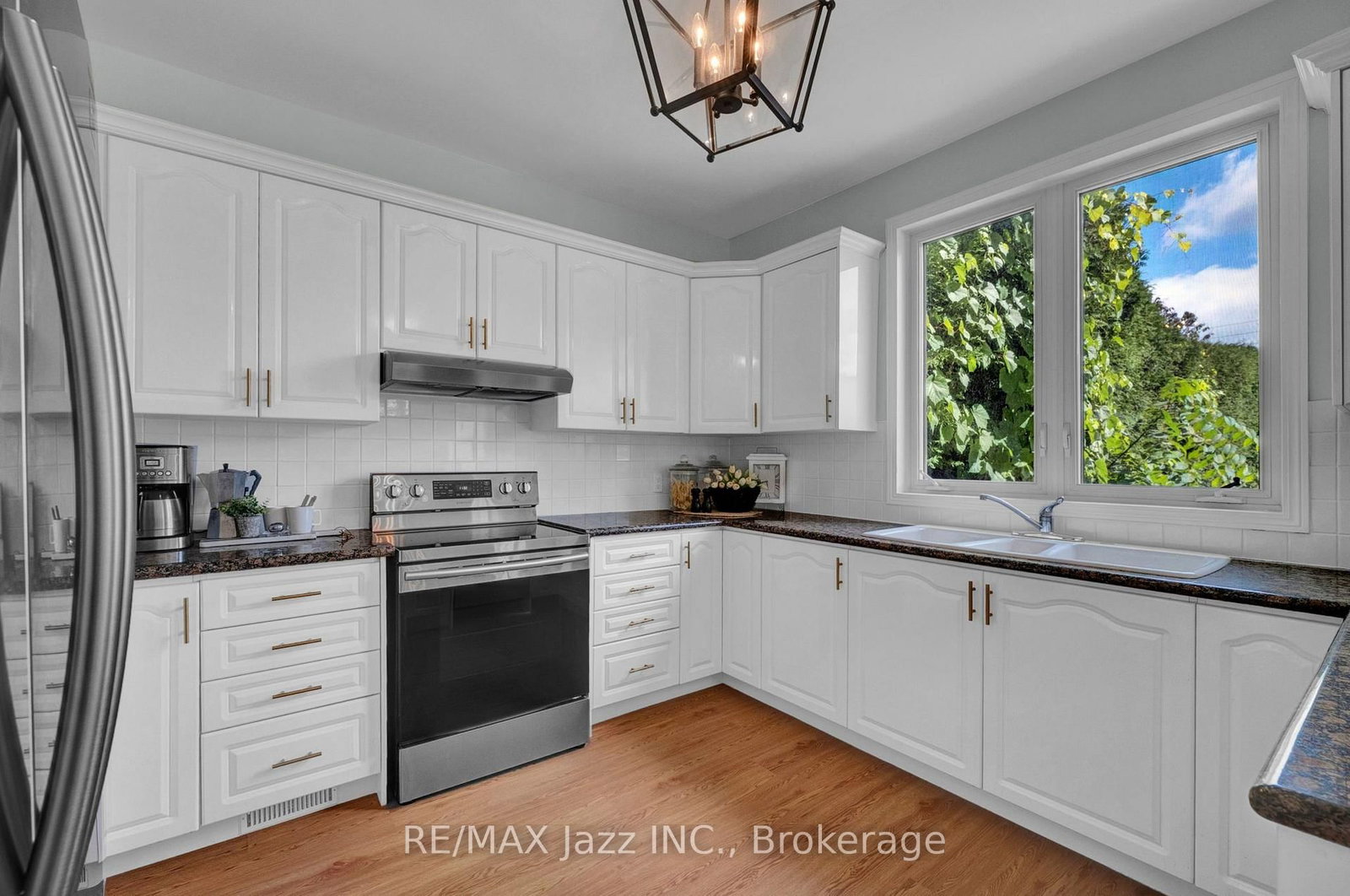 109 Elizabeth Street • Oshawa, ON photo 9
