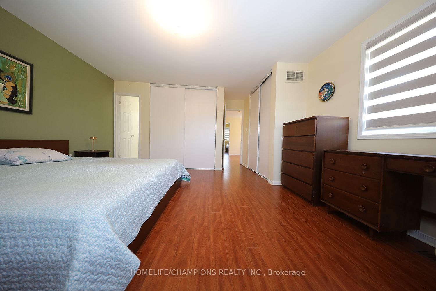 16 Echo Glen Road • Toronto, ON photo 25