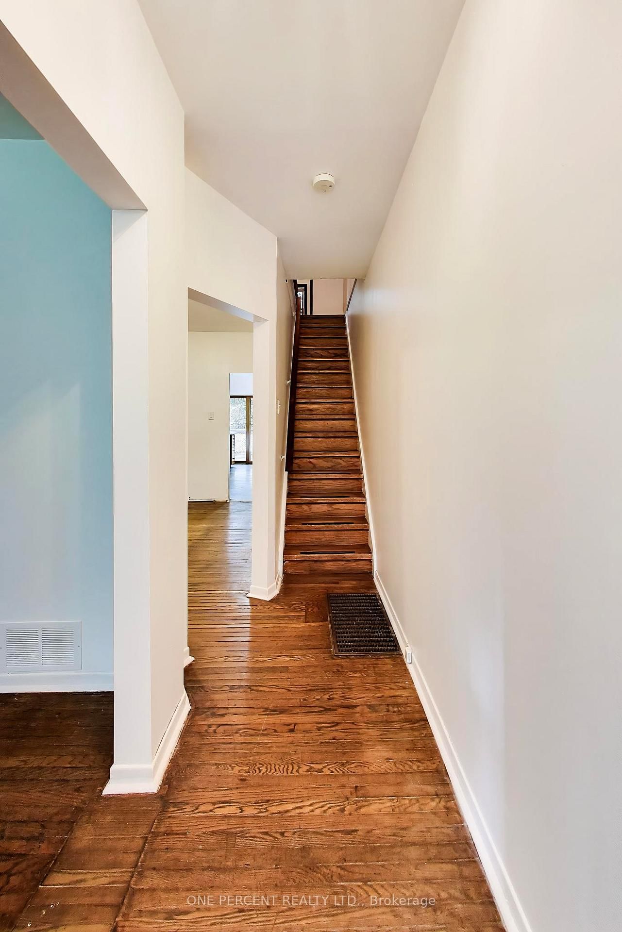 150 Beech Avenue • Toronto, ON photo 3