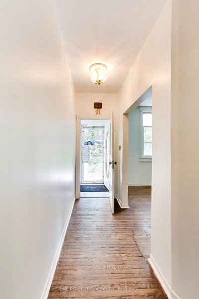 150 Beech Avenue • Toronto, ON photo 5
