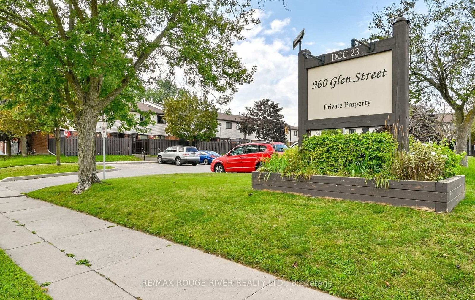 960 Glen Street • #72 • Oshawa, ON photo 2