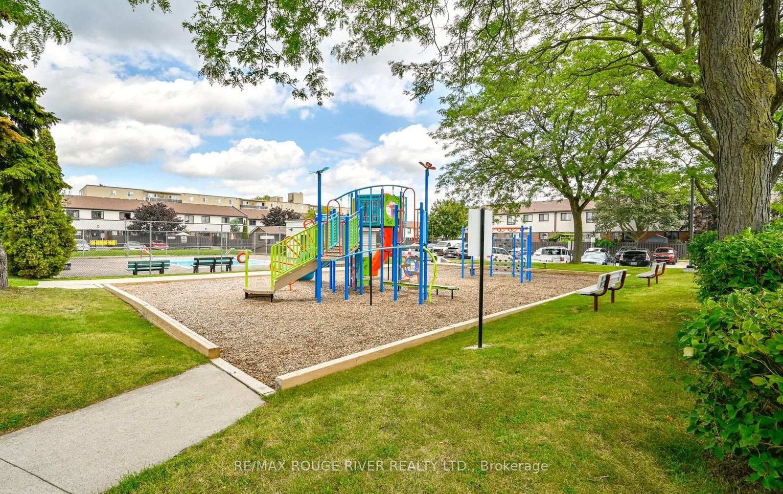 960 Glen Street • #72 • Oshawa, ON photo 32