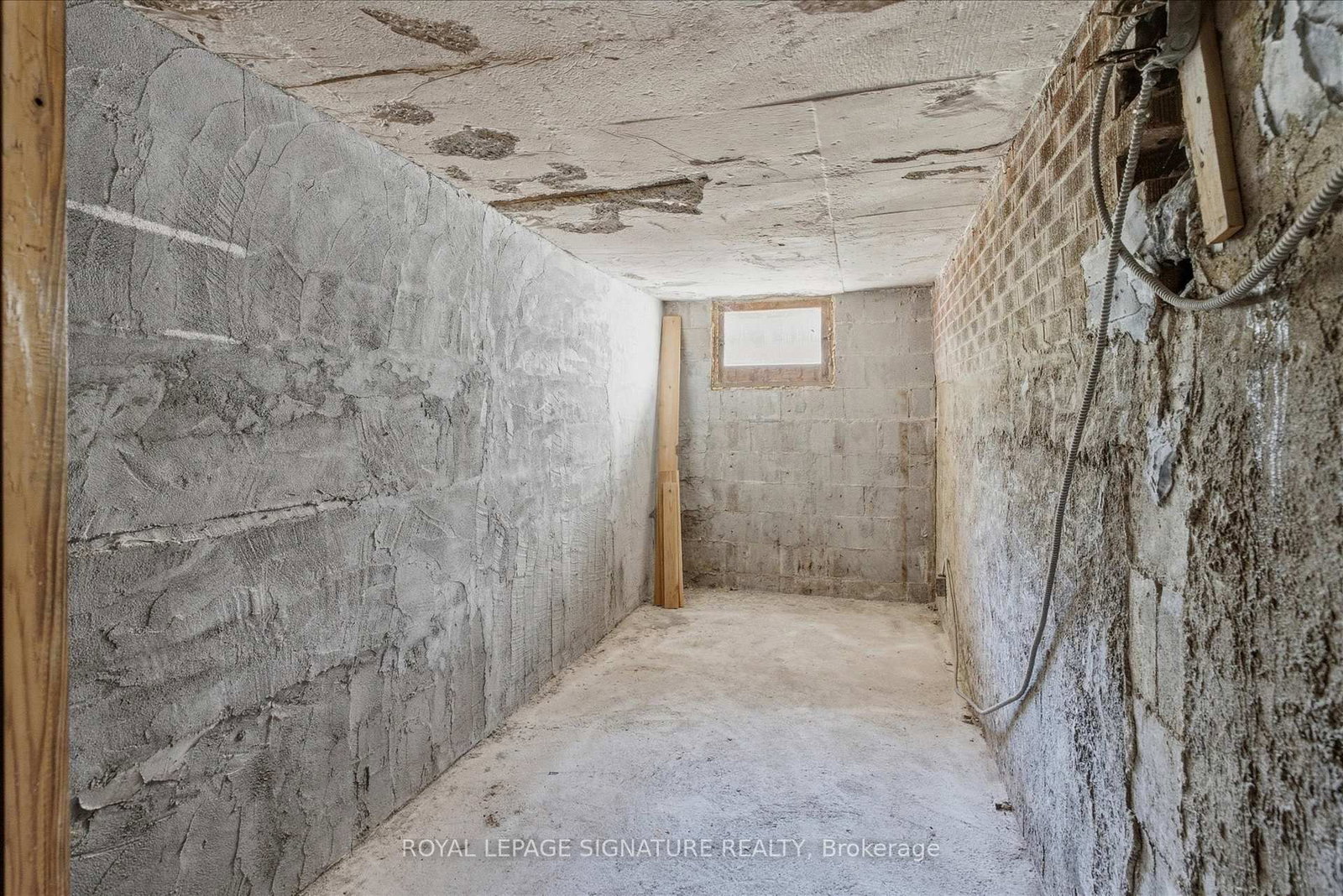 56 Bellamy Road S • Toronto, ON photo 23