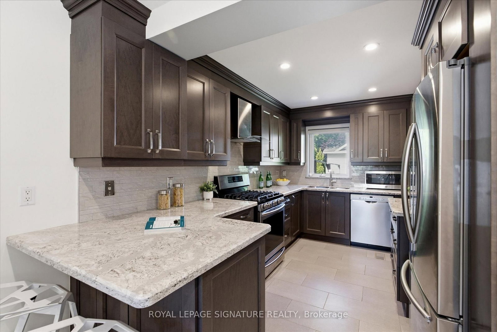56 Bellamy Road S • Toronto, ON photo 5