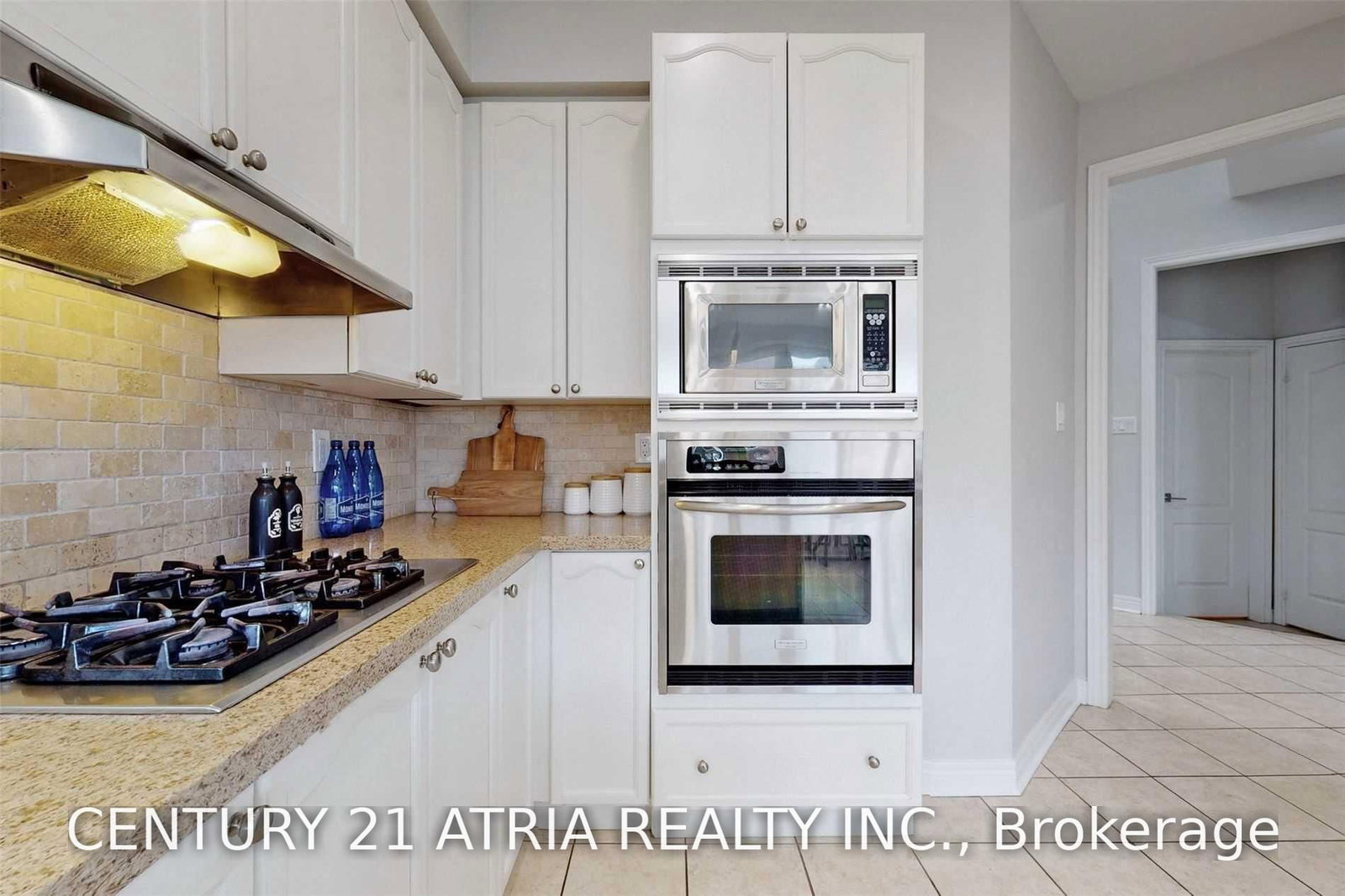 75 Medland Avenue • Whitby, ON photo 13