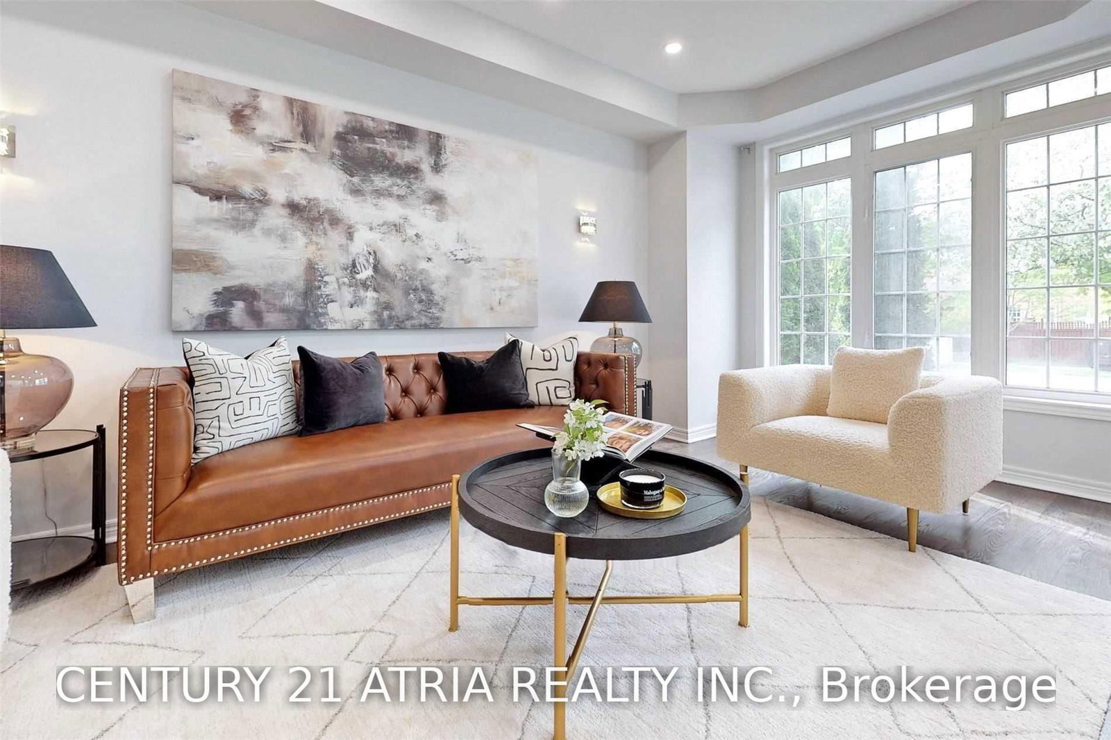 75 Medland Avenue • Whitby, ON photo 3