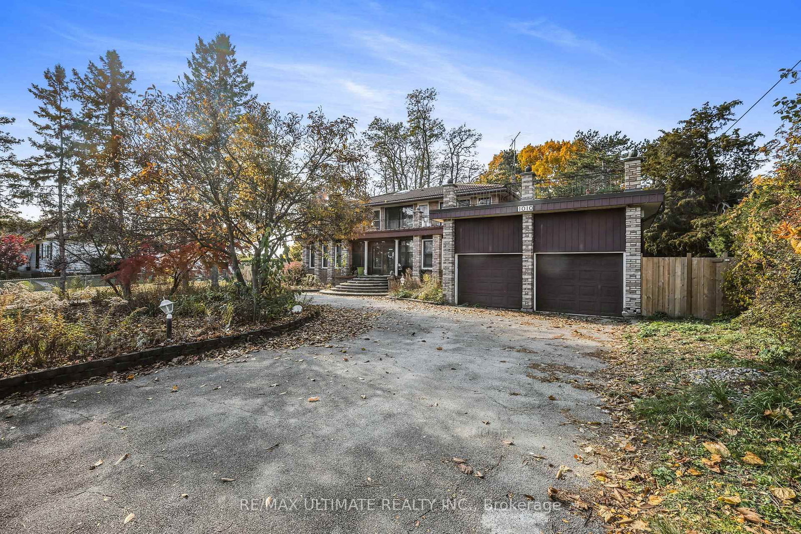 1010 Ritson Road N • Oshawa, ON photo 10