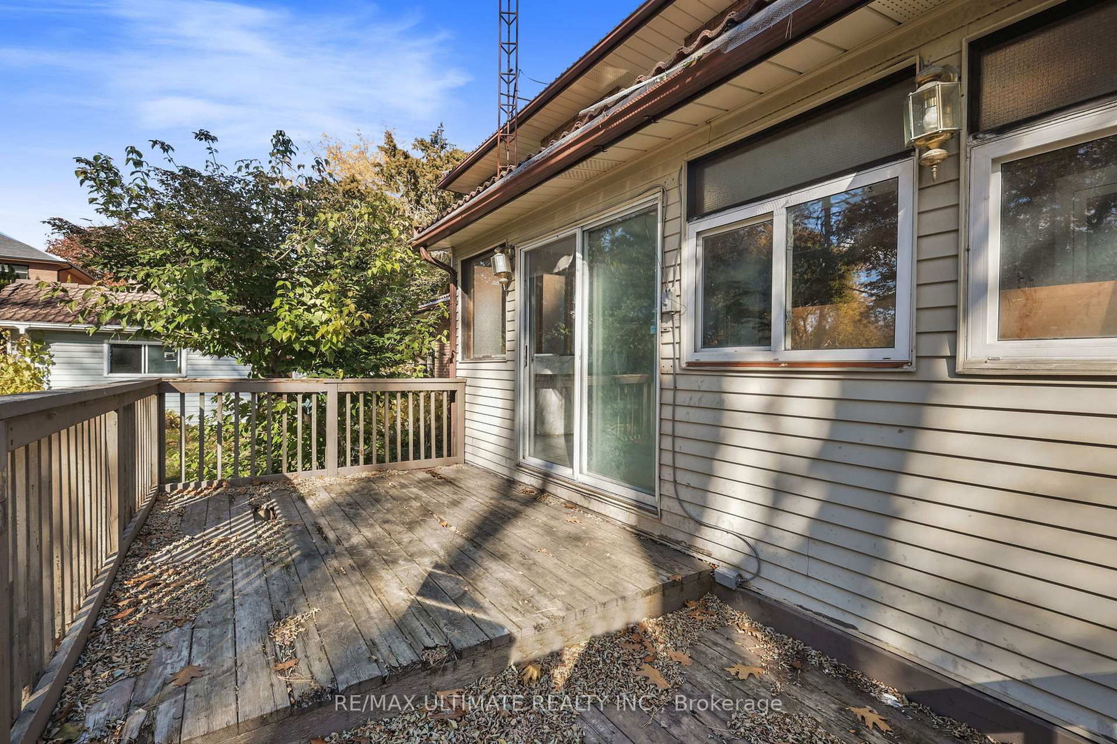 1010 Ritson Road N • Oshawa, ON photo 6
