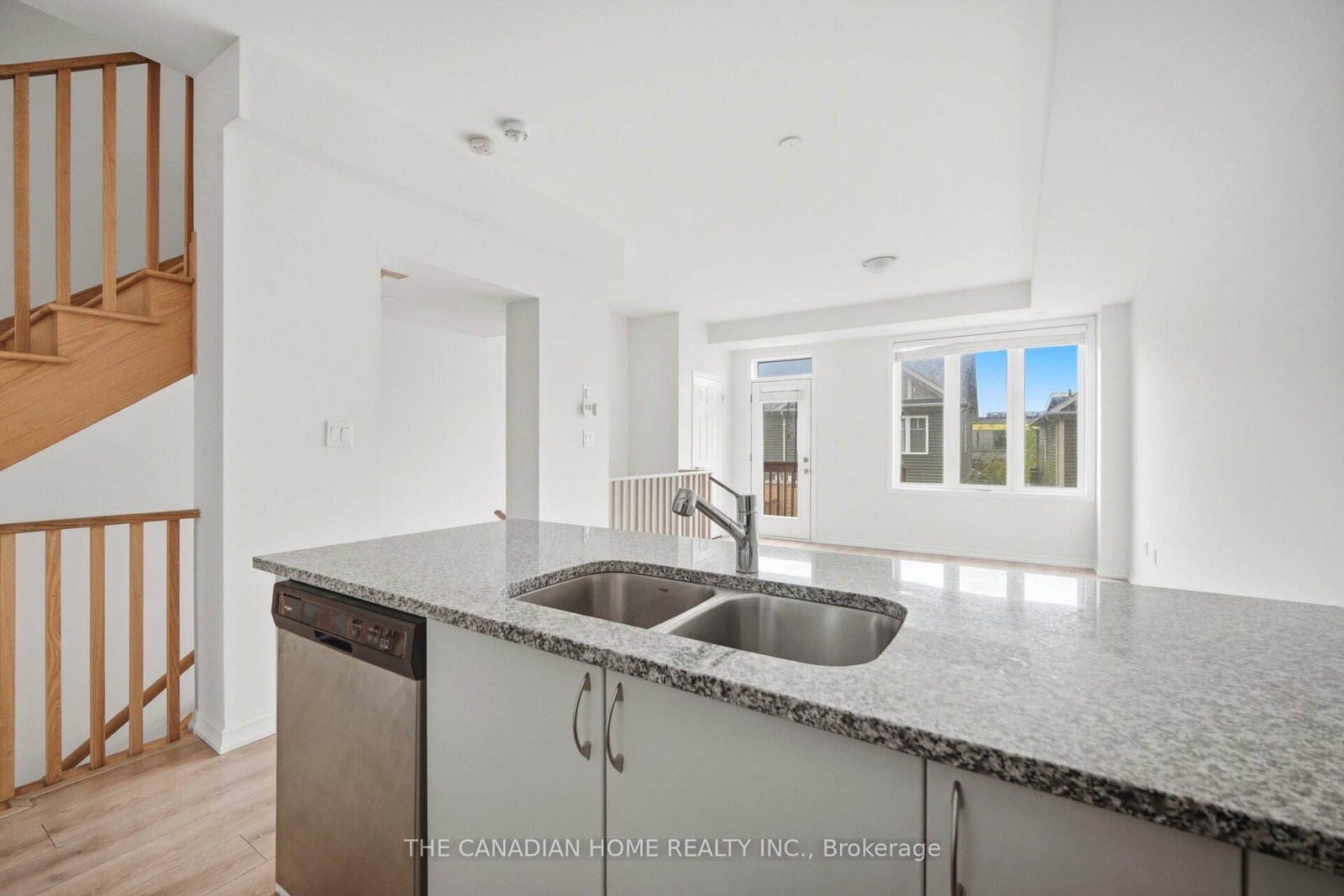 99 Danzatore Path • Oshawa, ON photo 10