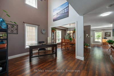 667 Brasswinds Trail • Oshawa, ON photo 2