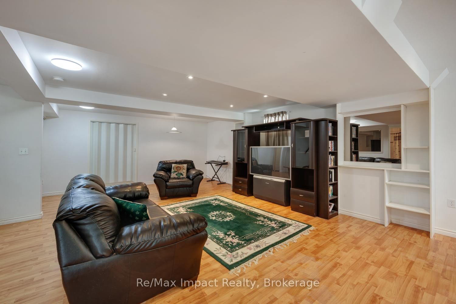 667 Brasswinds Trail • Oshawa, ON photo 32