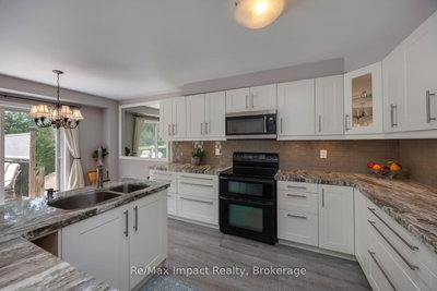 667 Brasswinds Trail • Oshawa, ON photo 6