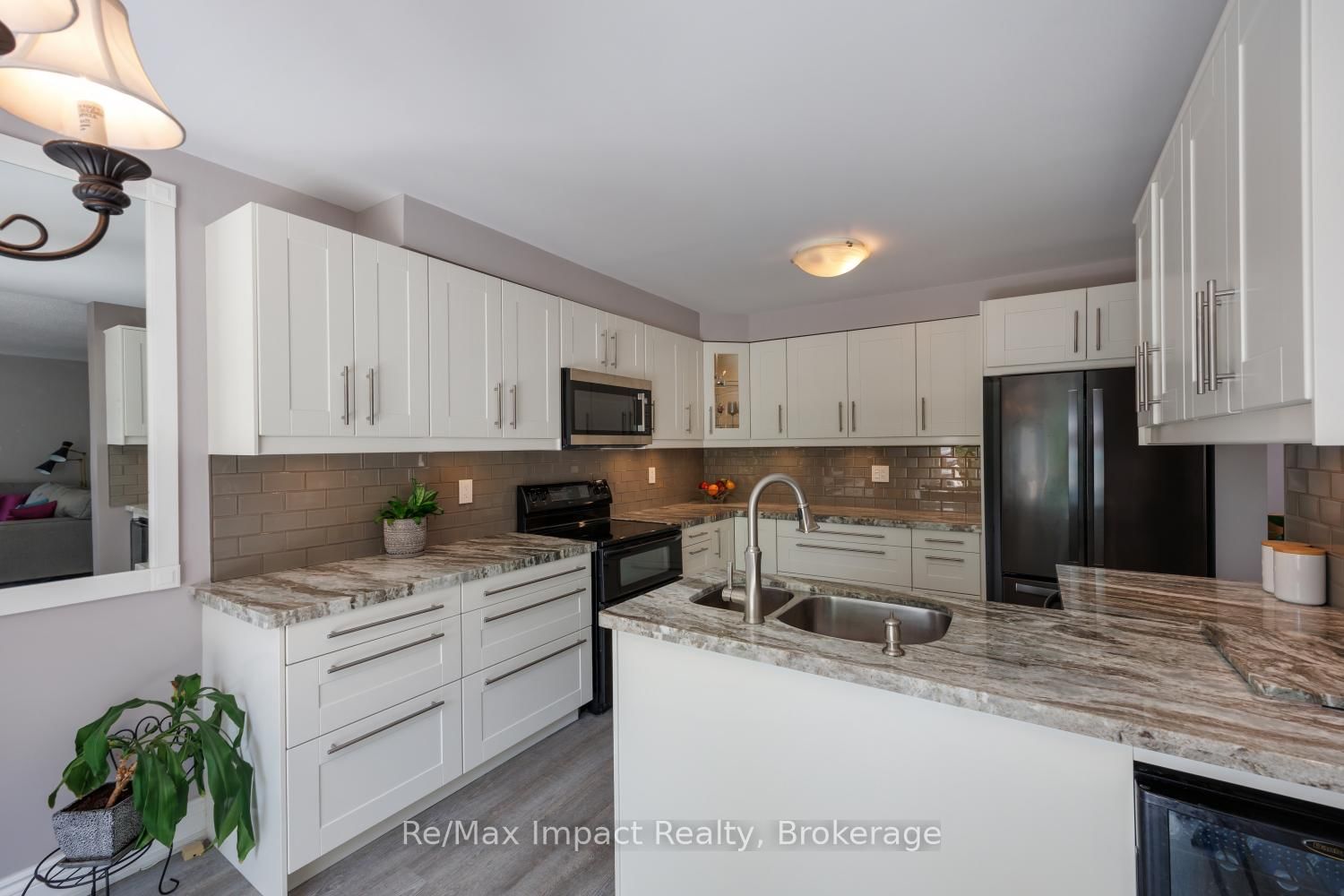 667 Brasswinds Trail • Oshawa, ON photo 8