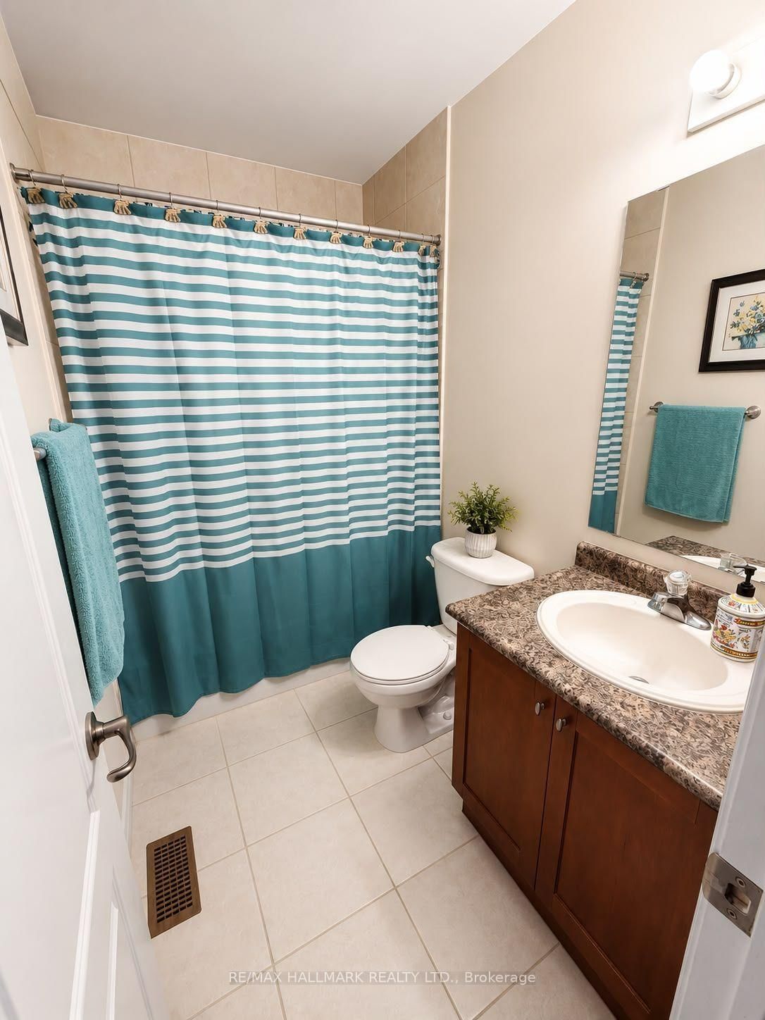 57 Treen Crescent • Whitby, ON photo 15