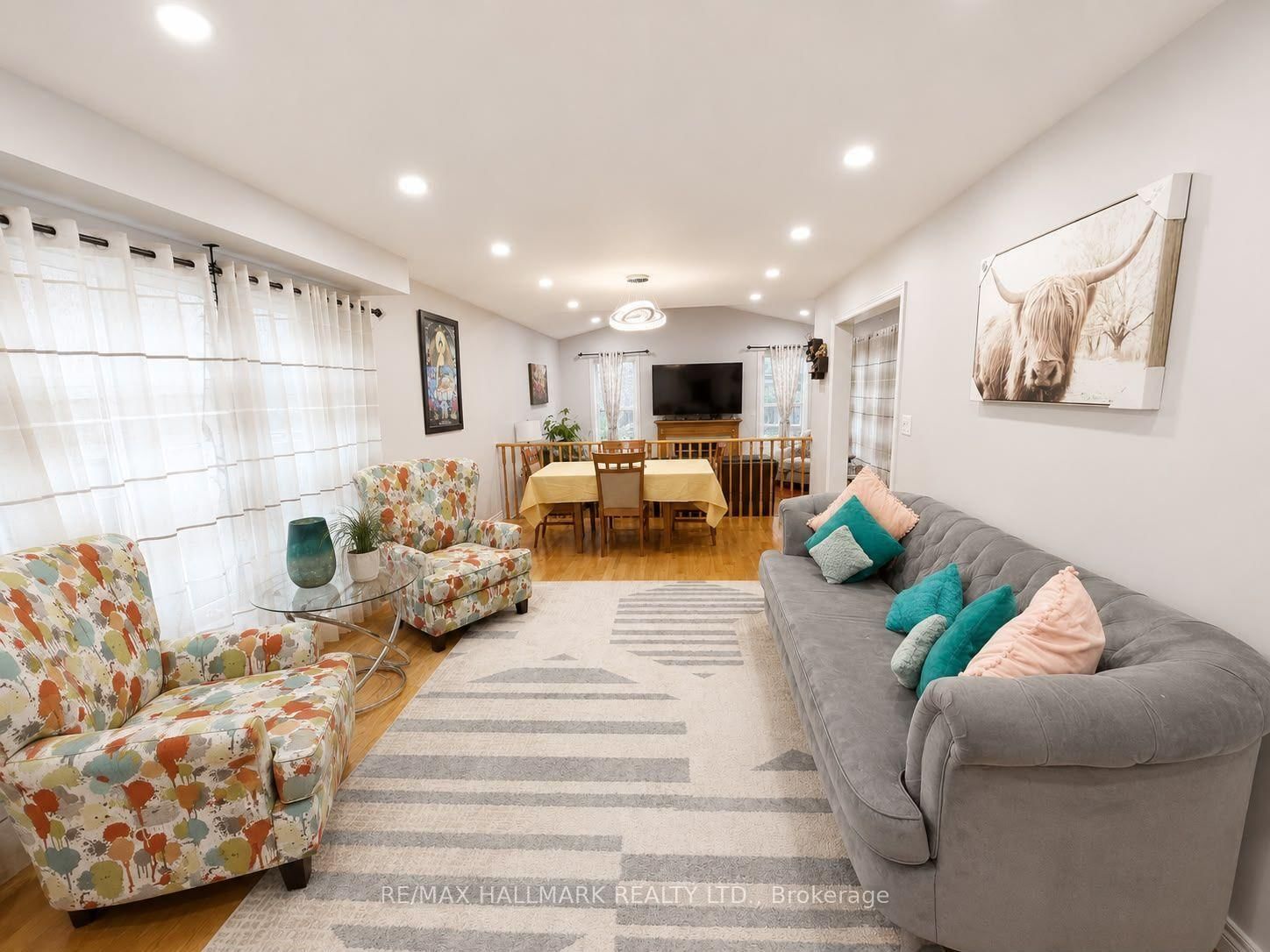 57 Treen Crescent • Whitby, ON photo 3