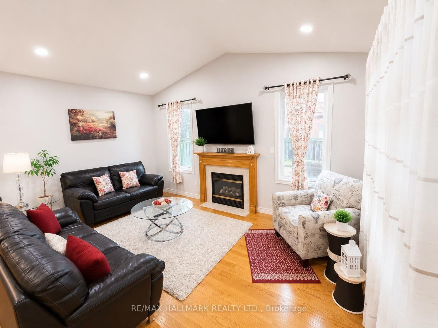 57 Treen Crescent • Whitby, ON photo 6
