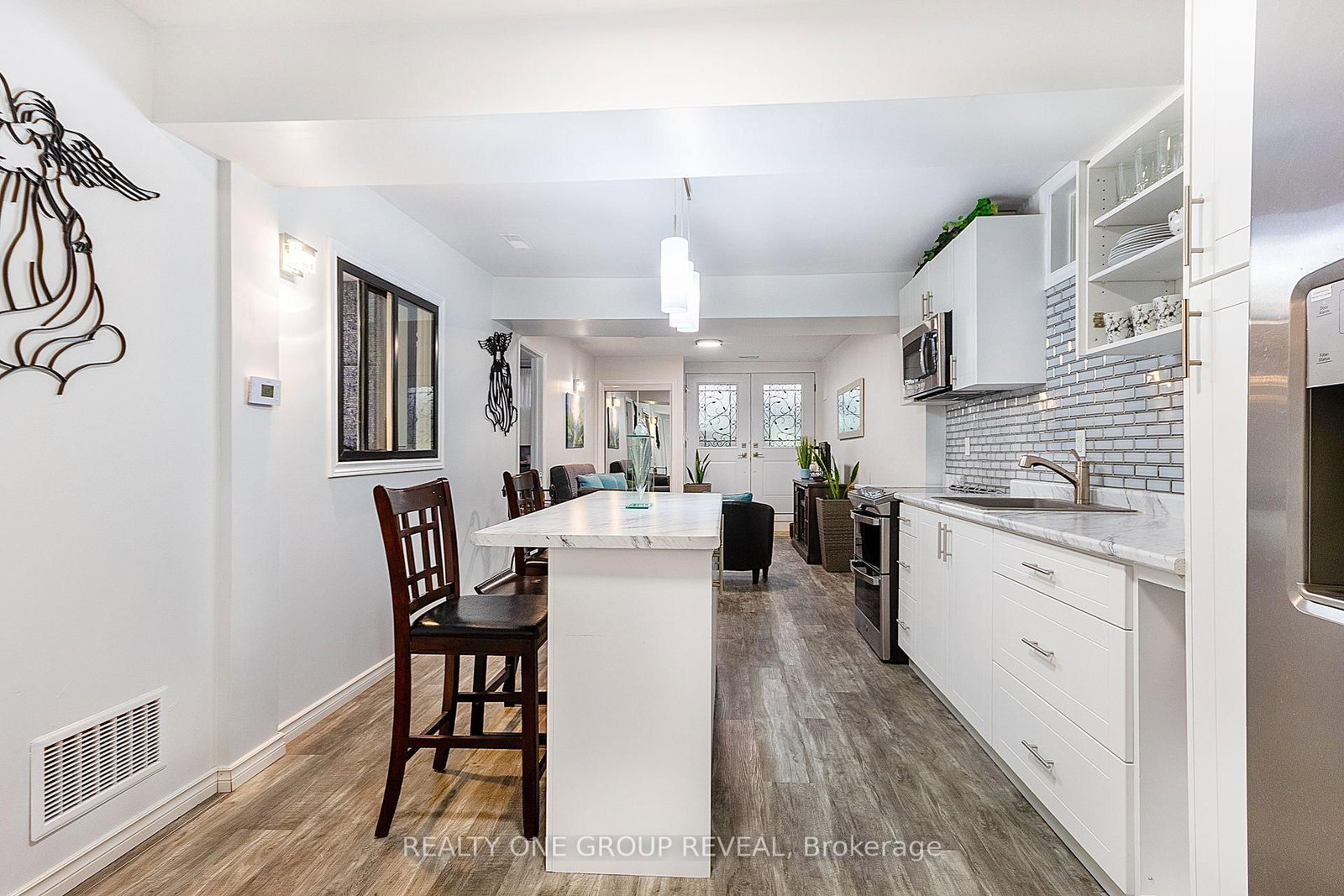 Lower - 524 Simcoe Street S, Oshawa 3