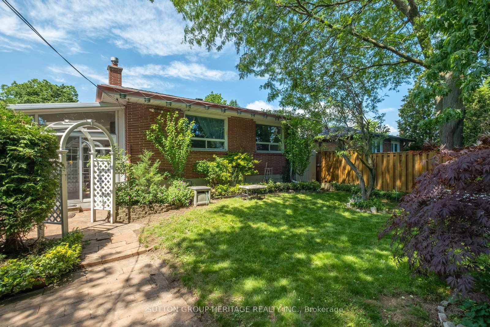 23 Gaiety Drive • Toronto, ON photo 28