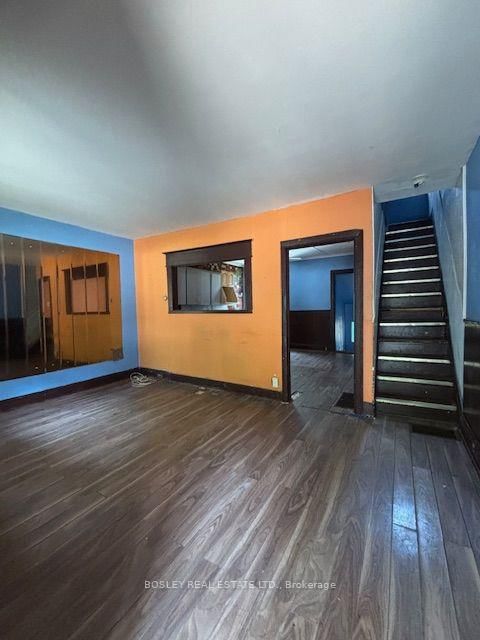 117 Wheeler Avenue • Toronto, ON photo 2